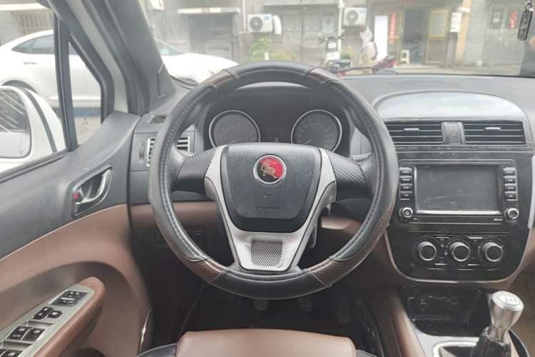 Used FORTHING Joyear X5 2016 1.6L Manual Luxury Edition Steering Wheel