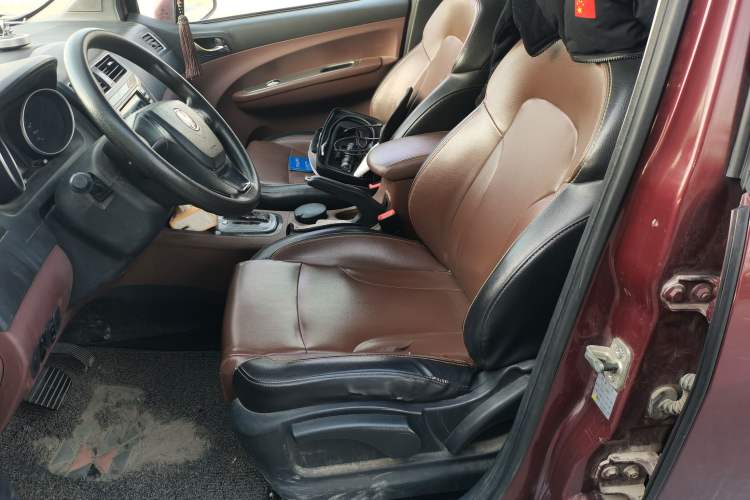 Used FORTHING Joyear X5 2016 1.6L CVT Luxury Model Left Front Seat