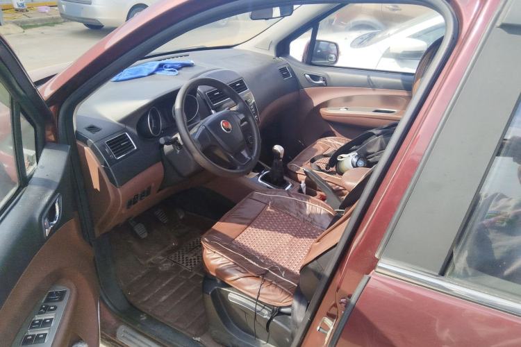 Used FORTHING Joyear X5 2016 1.6L Manual Luxury Edition Left Front Seat