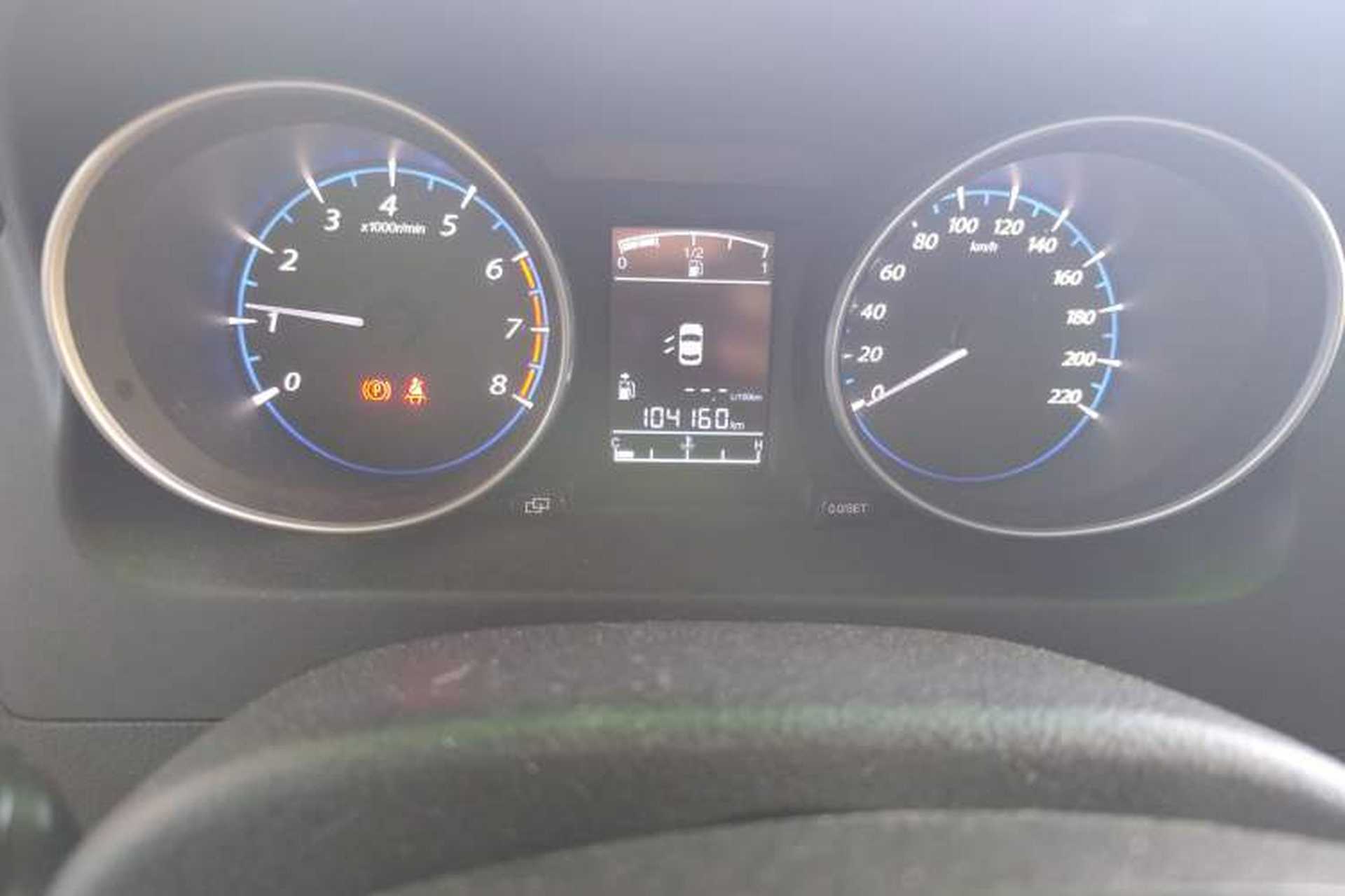 Used FORTHING Joyear X5 2016 1.6L Manual Luxury Edition Odometer Close Up
