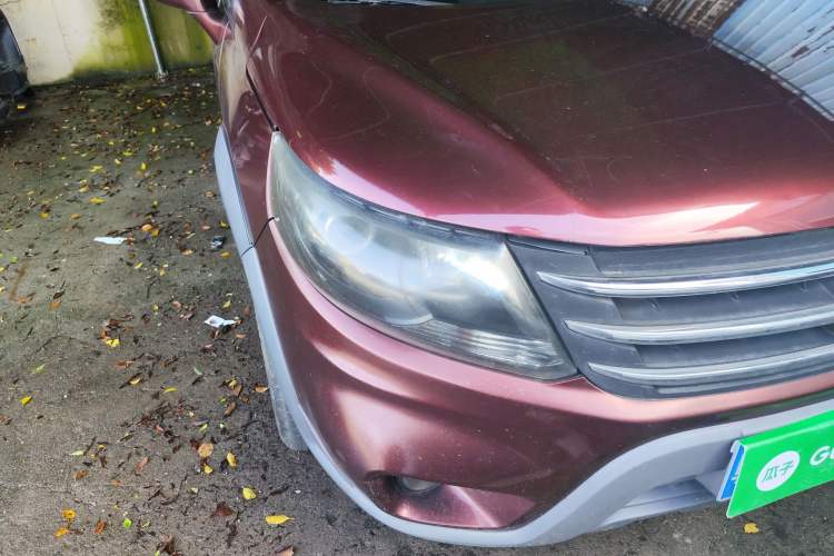 Used FORTHING Joyear X5 2016 1.6L Manual Luxury Edition Right Front Headlight