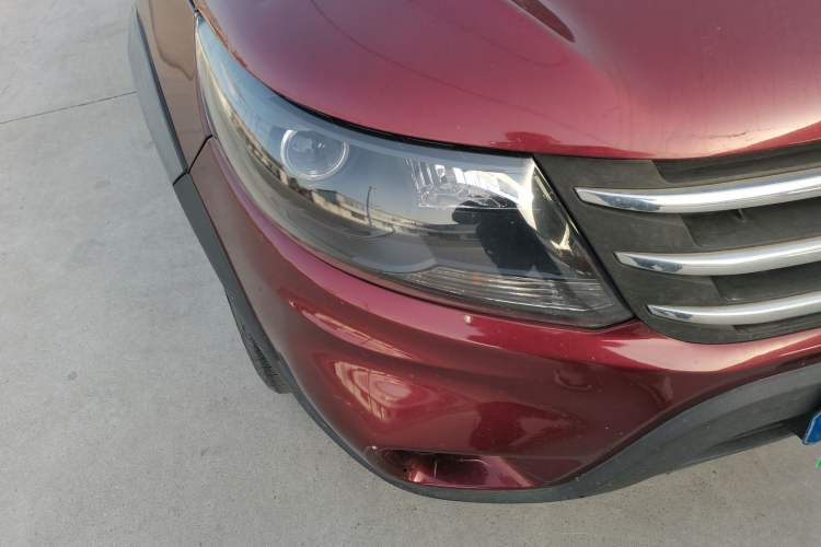 Used FORTHING Joyear X5 2016 1.6L CVT Luxury Model Right Front Headlight