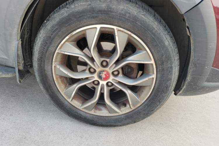 Used FORTHING Joyear X5 2016 1.6L CVT Luxury Model Right Front Wheel Hub