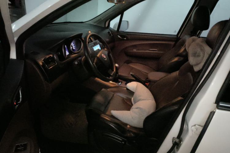 Used FORTHING Joyear X5 2016 1.6L Manual Luxury Edition Driver Seat
