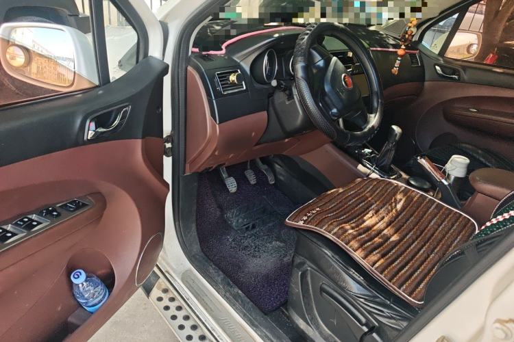 Used FORTHING Joyear X5 2016 1.6L Manual Luxury Edition Driver Seat