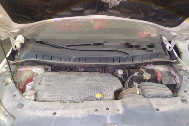 Used FORTHING Joyear X5 2016 1.6L CVT Luxury Model Engine Bay