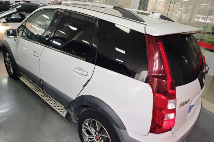 Used FORTHING Joyear X5 2016 1.6L CVT Deluxe Model Exterior 2