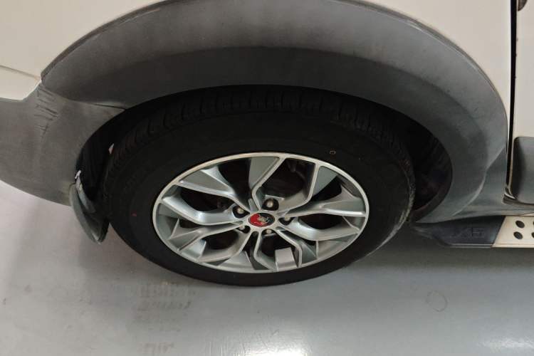 Used FORTHING Joyear X5 2016 1.6L CVT Deluxe Model Exterior 5