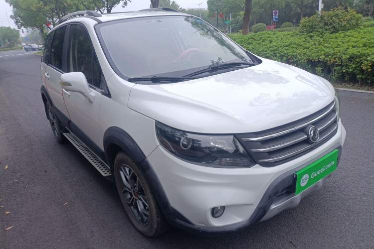 Used FORTHING Joyear X5 2016 1.6L Manual Luxury Model Front Right 45 Deg