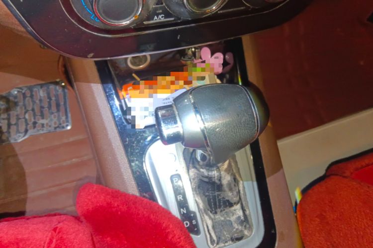Used FORTHING Joyear X5 2016 1.6L CVT Luxury Model Gear Lever