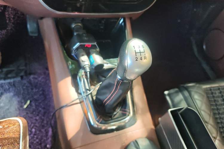Used FORTHING Joyear X5 2016 1.6L Manual Luxury Edition Gear Lever
