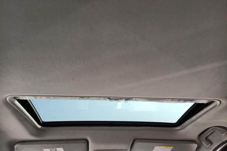 Used FORTHING Joyear X5 2016 1.6L Manual Luxury Edition Headliner