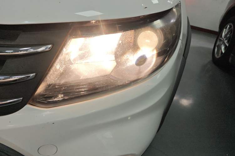 Used FORTHING Joyear X5 2016 1.6L CVT Deluxe Model Left Front Headlight