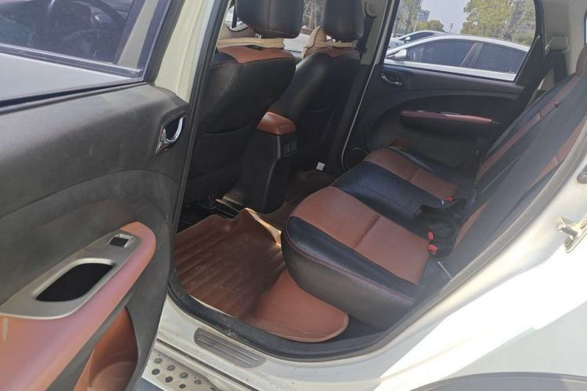 Used FORTHING Joyear X5 2016 1.6L Manual Luxury Model Left Rear Seat