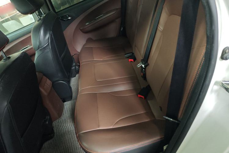 Used FORTHING Joyear X5 2016 1.6L CVT Deluxe Model Left Rear Seat