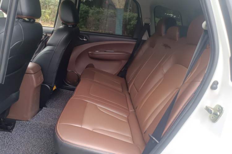 Used FORTHING Joyear X5 2016 1.6L Manual Luxury Model Left Rear Seat