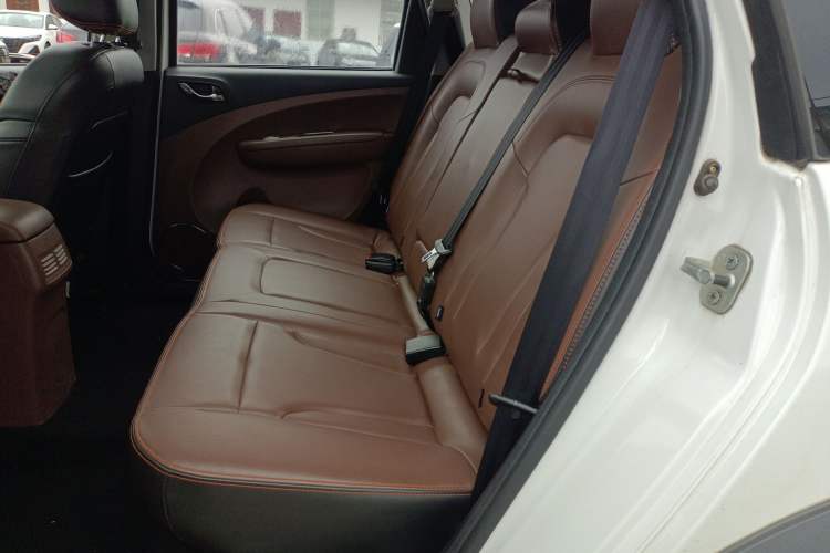 Used FORTHING Joyear X5 2016 1.6L Manual Luxury Edition Left Rear Seat