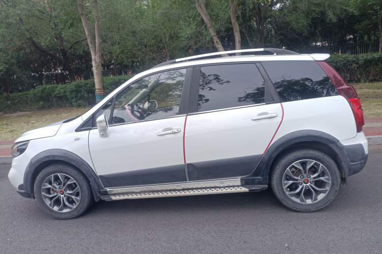 Used FORTHING Joyear X5 2016 1.6L Manual Luxury Model Left Side