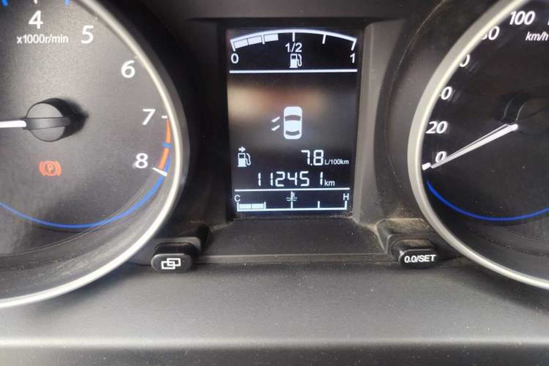 Used FORTHING Joyear X5 2016 1.8T Manual Luxury Model Odometer Close Up
