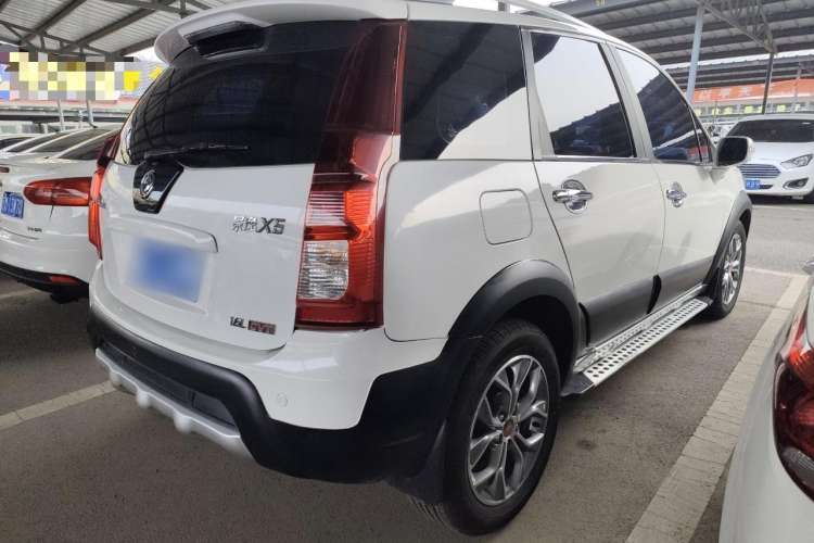 Used FORTHING Joyear X5 2016 1.6L CVT Luxury Model Rear Right 45 Deg