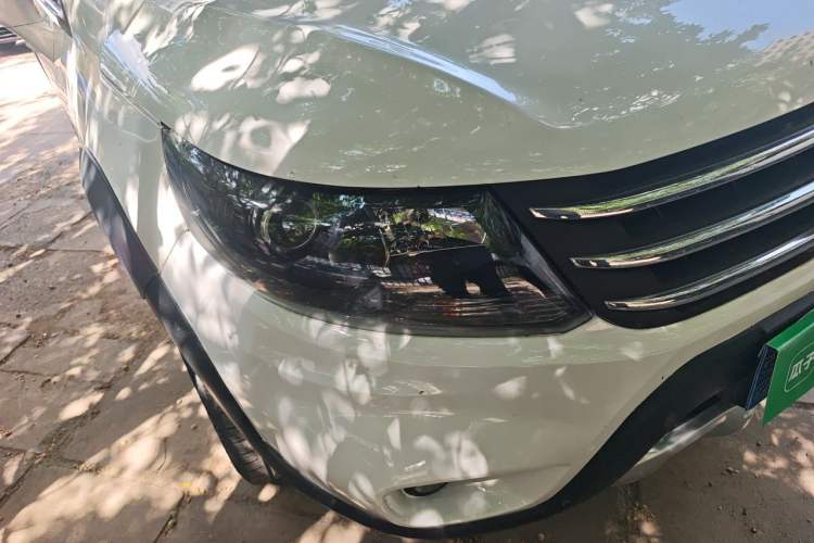 Used FORTHING Joyear X5 2016 1.6L Manual Luxury Edition Right Front Headlight