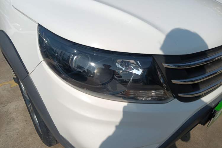 Used FORTHING Joyear X5 2016 1.6L Manual Luxury Edition Right Front Headlight