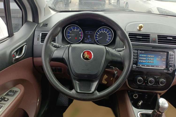 Used FORTHING Joyear X5 2016 1.6L Manual Luxury Edition Steering Wheel