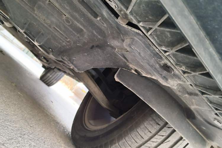 Used FORTHING Joyear X5 2017 Jingxiang Series 1.5T CVT Luxury Model Chassis Front Left