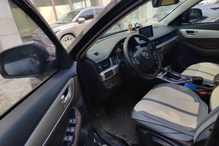 Used FORTHING Joyear X5 2017 Jingxiang Series 1.5T CVT Luxury Model Driver Seat