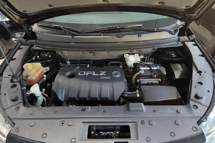 Used FORTHING Joyear X5 2017 Jingxiang Series 1.5T Manual Luxury Model Engine Bay