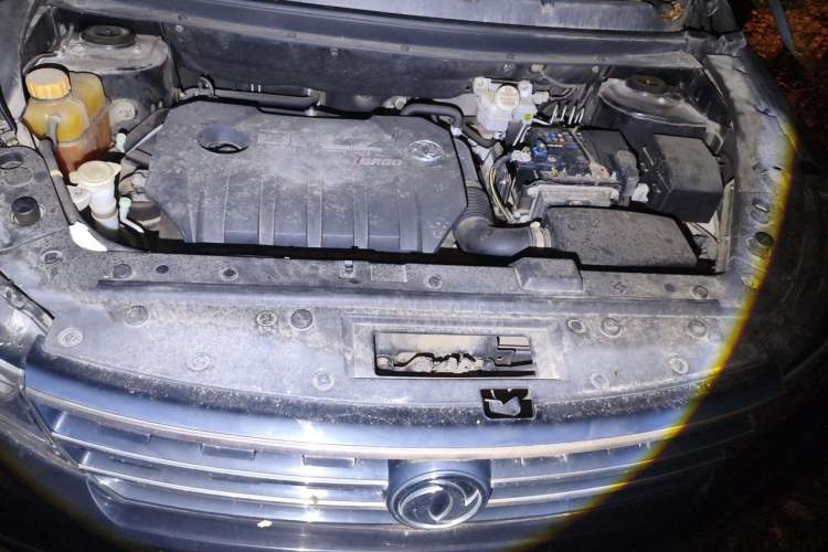 Used FORTHING Joyear X5 2017 Jingxiang Series 1.5T CVT Luxury Model Engine Bay