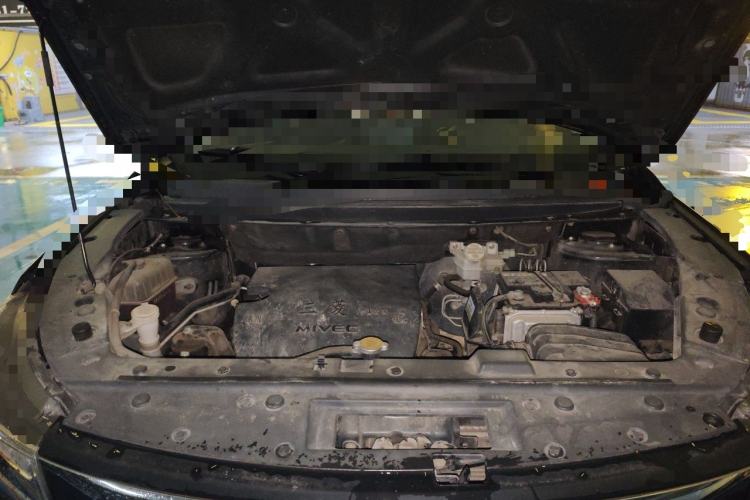 Used FORTHING Joyear X5 2017 Enjoy Series 1.6L CVT Luxury Model Engine Bay