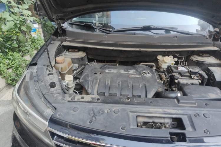 Used FORTHING Joyear X5 2017 Jingxiang Series 1.5T CVT Luxury Model Engine Bay Right