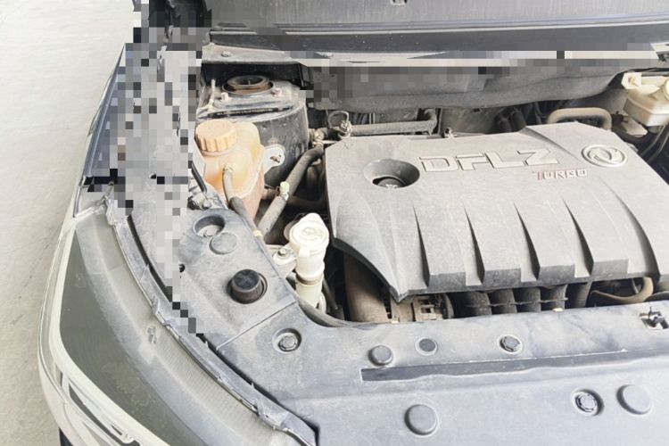 Used FORTHING Joyear X5 2017 Jingxiang Series 1.5T Manual Luxury Model Engine Bay Right