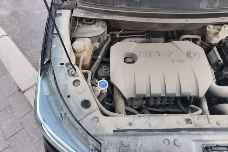 Used FORTHING Joyear X5 2017 Jingxiang Series 1.5T CVT Luxury Model Engine Bay Right