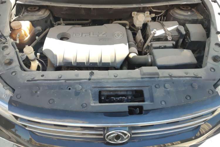 Used FORTHING Joyear X5 2017 Jingxiang Series 1.5T CVT Luxury Model Engine Bay