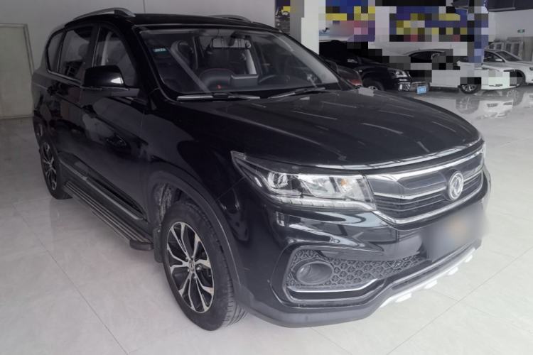 Used FORTHING Joyear X5 2017 Enjoy Series 1.6L CVT Luxury Model Front Right 45 Deg