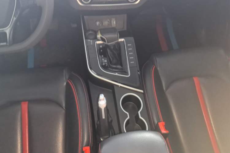 Used FORTHING Joyear X5 2017 Enjoy Series 1.6L CVT Luxury Model Gear Lever
