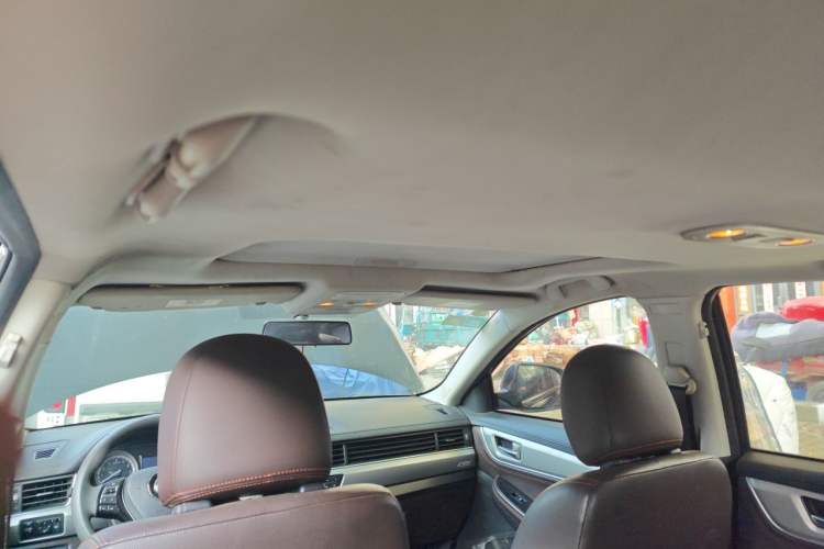 Used FORTHING Joyear X5 2017 1.6L CVT Luxury Model Headliner