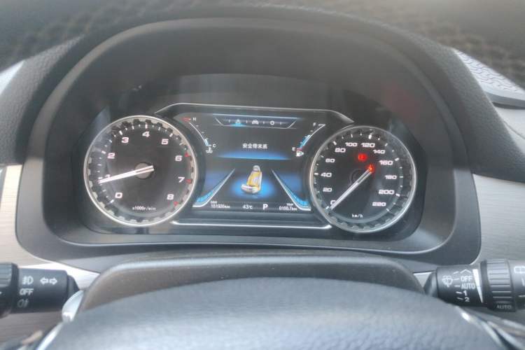 Used FORTHING Joyear X5 2017 Jingxiang Series 1.5T CVT Luxury Model Instrument Cluster