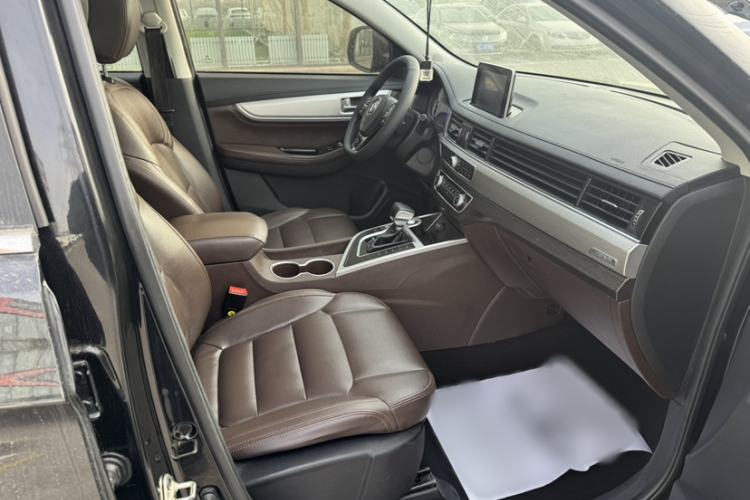 Used FORTHING Joyear X5 2017 Jingxiang Series 1.5T CVT Luxury Model Interior 5