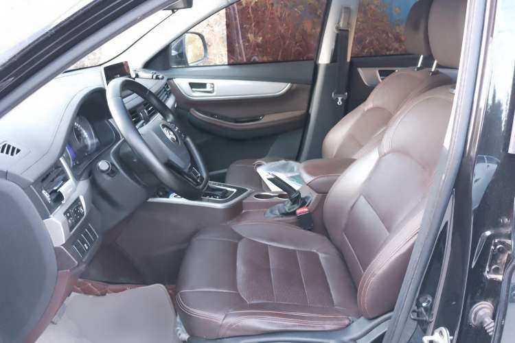 Used FORTHING Joyear X5 2017 1.6L CVT Luxury Model Left Front Seat