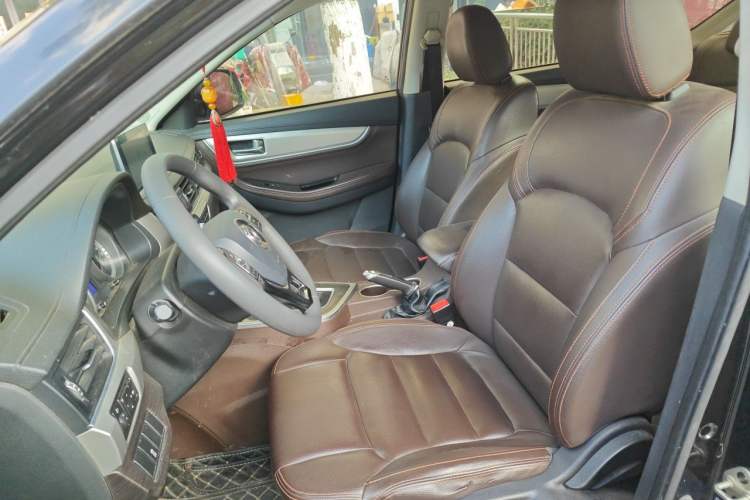Used FORTHING Joyear X5 2017 1.6L CVT Luxury Model Left Front Seat