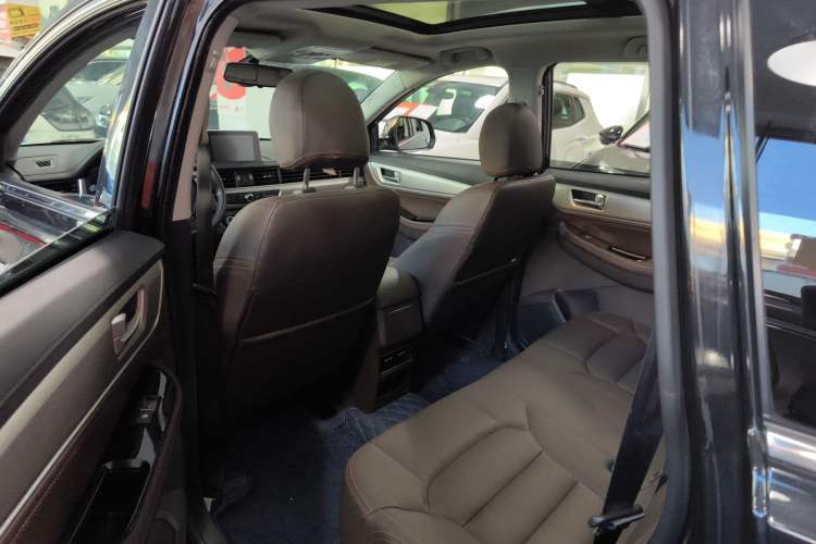 Used FORTHING Joyear X5 2017 Jingxiang Series 1.5T Manual Luxury Model Left Rear Seat