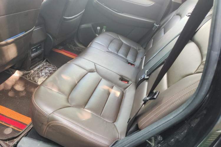Used FORTHING Joyear X5 2017 1.6L CVT Luxury Model Left Rear Seat