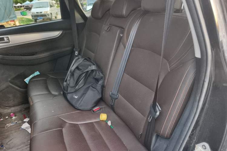 Used FORTHING Joyear X5 2017 Jingxiang Series 1.5T CVT Luxury Model Left Rear Seat
