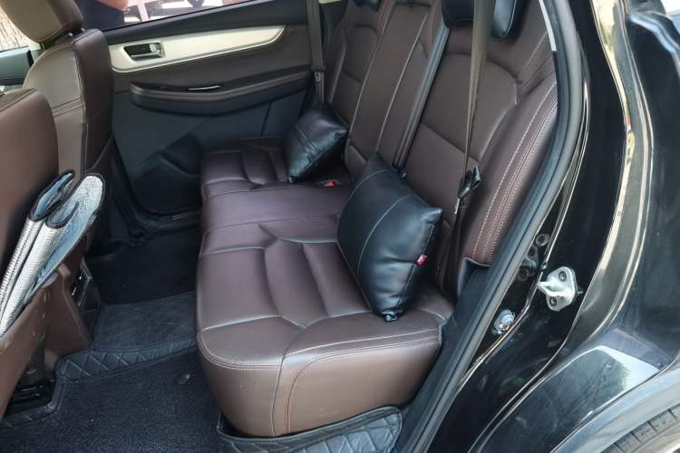 Used FORTHING Joyear X5 2017 Jingxiang Series 1.5T CVT Luxury Model Left Rear Seat