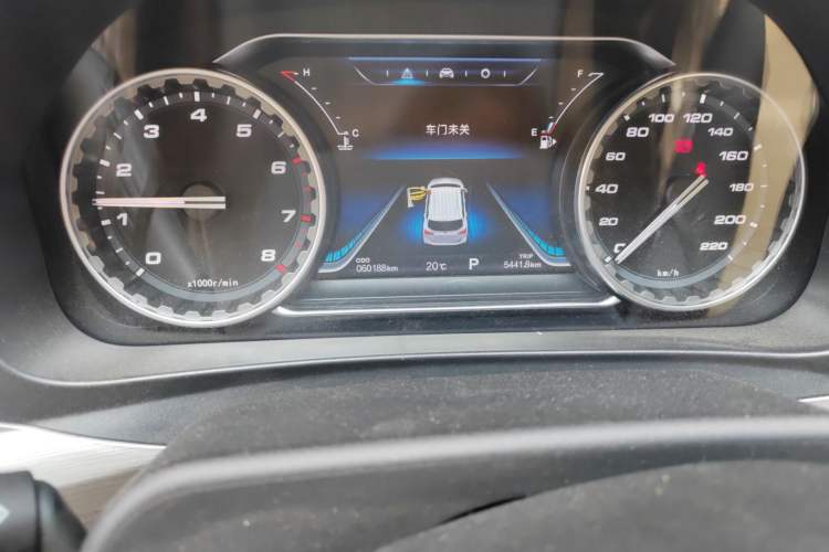 Used FORTHING Joyear X5 2017 Jingxiang Series 1.5T CVT Luxury Model Odometer Close Up