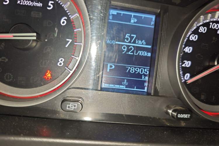 Used FORTHING Joyear X5 2017 Enjoy Series 1.6L CVT Luxury Model Odometer Close Up