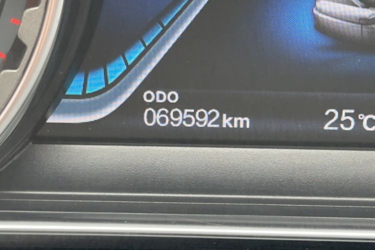 Used FORTHING Joyear X5 2017 Jingxiang Series 1.5T CVT Luxury Model Odometer Close Up